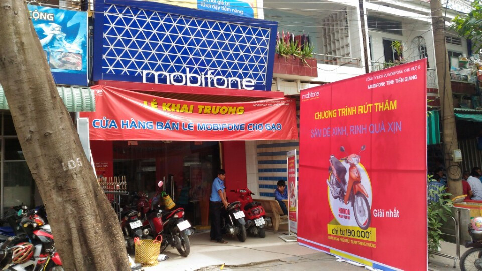 Băng rôn quảng cáo